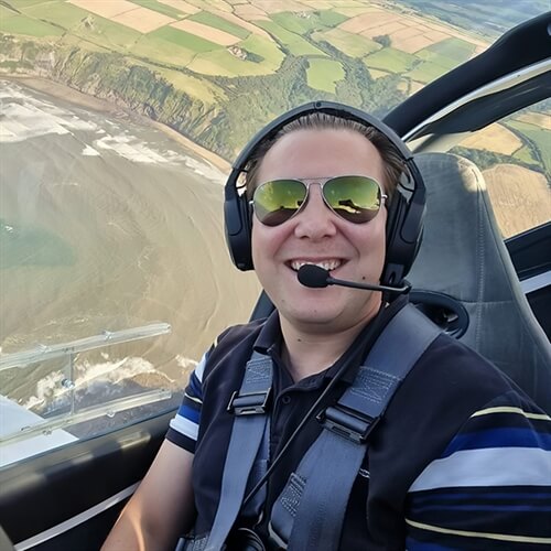 Flying Lessons York - Trial Flights out of Breighton Airfield near Selby Flying Lessons York - Trial Flights out of Breighton Airfield near Selby