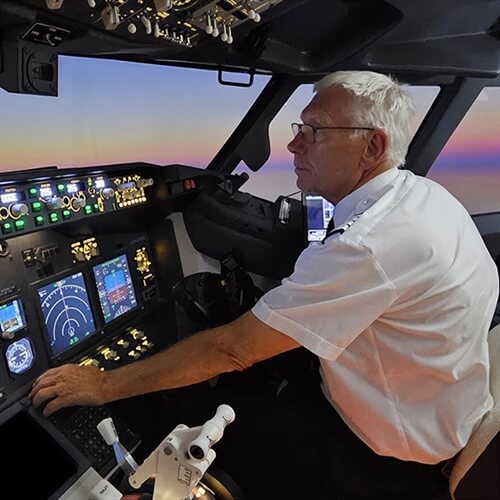 737 Flight Simulator Hampshire - Simulator Flight Cockpit 737 Flight Simulator Hampshire - Simulator Flight Cockpit