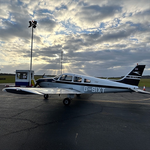 Four Seater Flying Lessons at Wycombe Air Park Four Seater Flying Lessons at Wycombe Air Park