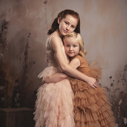 sister photoshoot thumbnail sister photoshoot thumbnail