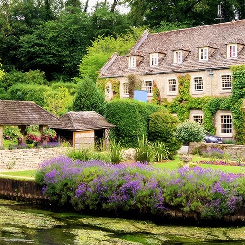 Lunch in the Cotswolds