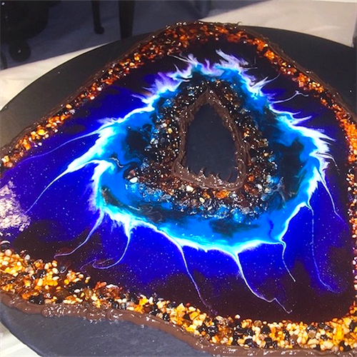 Resin Art Course - Wooden And Resin Dining Table Resin Art Course - Wooden And Resin Dining Table
