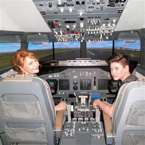 737 Flight Simulator Sessions in Leighton Buzzard  737 Flight Simulator Sessions in Leighton Buzzard