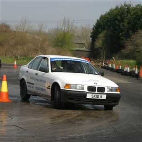Castle Combe Skid Pan Experiences Castle Combe Skid Pan Experiences