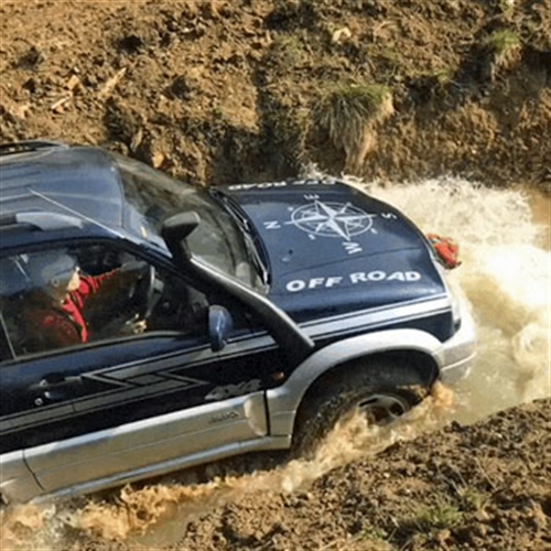 Silverstone Off-road Driving in Suzuki Vitaras