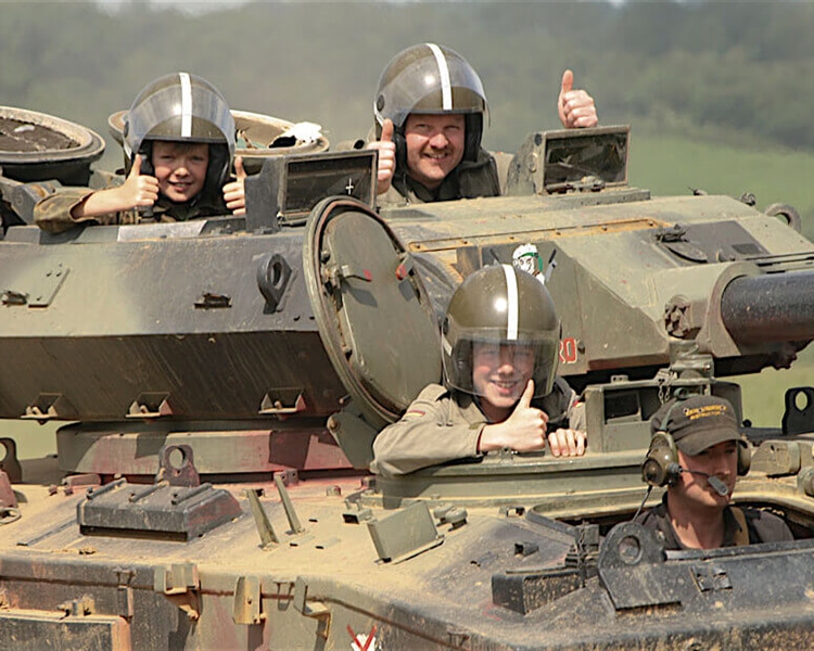 Last-minute-Father*s-Day-gifts---on-land*-on-sea-and-in-the-air Last-minute-Father*s-Day-gifts---on-land*-on-sea-and-in-the-air