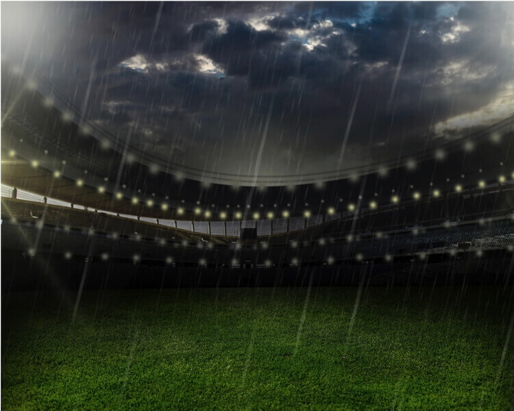 Why-dont-more-stadiums-have-roofs-in-the-UK Why-dont-more-stadiums-have-roofs-in-the-UK