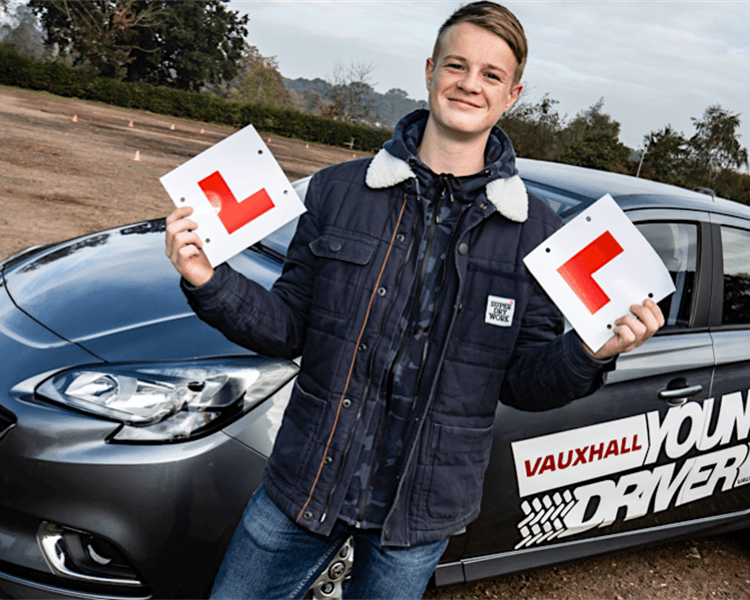 Does-taking-first-drive-lessons-make-for-better-drivers Does-taking-first-drive-lessons-make-for-better-drivers