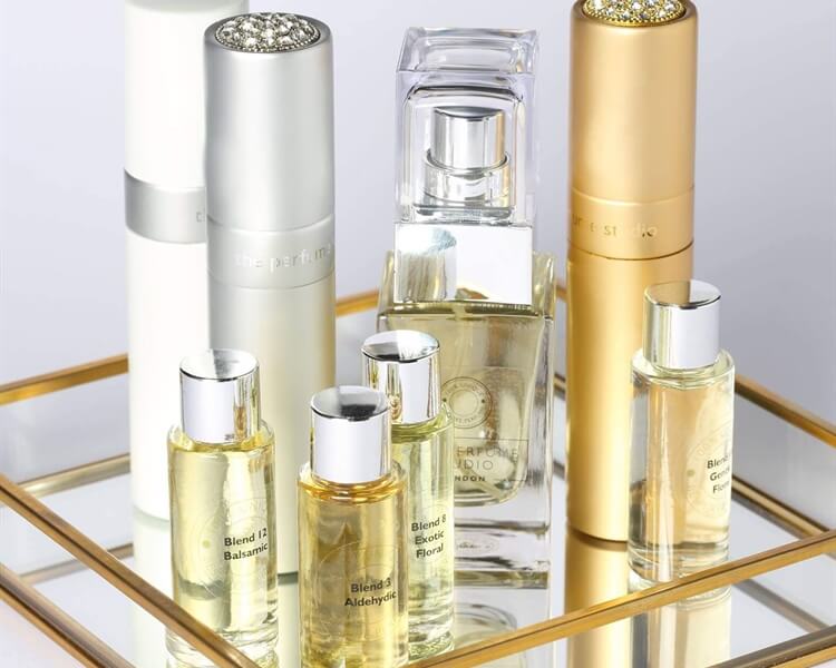 Is-it-easy-to-make-your-own-perfume-IntotheBlue-takes-a-sniff-around*** Is-it-easy-to-make-your-own-perfume-IntotheBlue-takes-a-sniff-around***