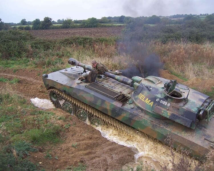 Driving-a-Tank---How-it-Works Driving-a-Tank---How-it-Works