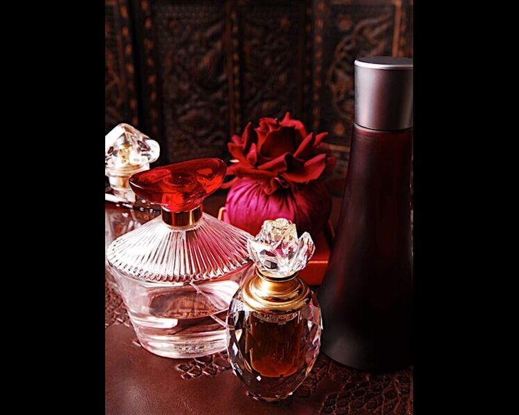Winter-perfumes---our-seasonal-guide-to-sensational-scents Winter-perfumes---our-seasonal-guide-to-sensational-scents